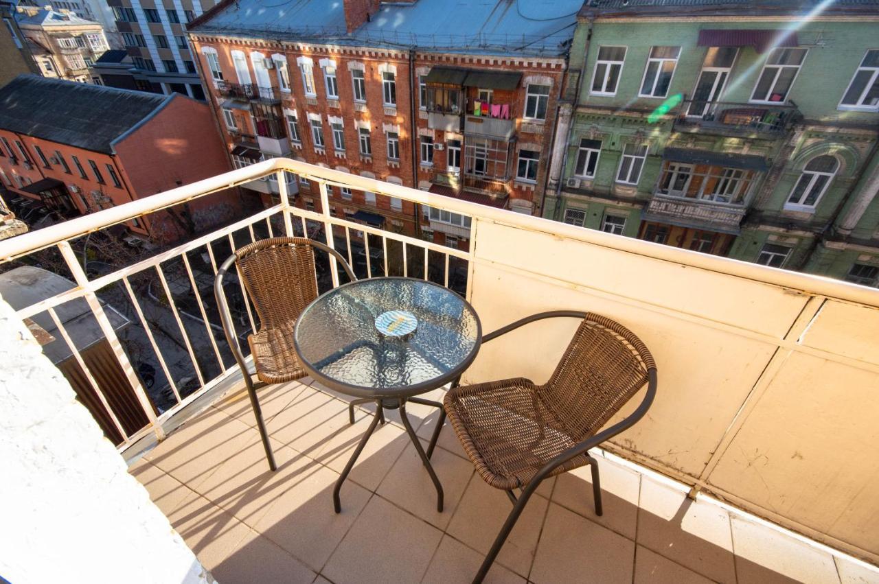 Kyiv Rouge Apartment Екстериор снимка
